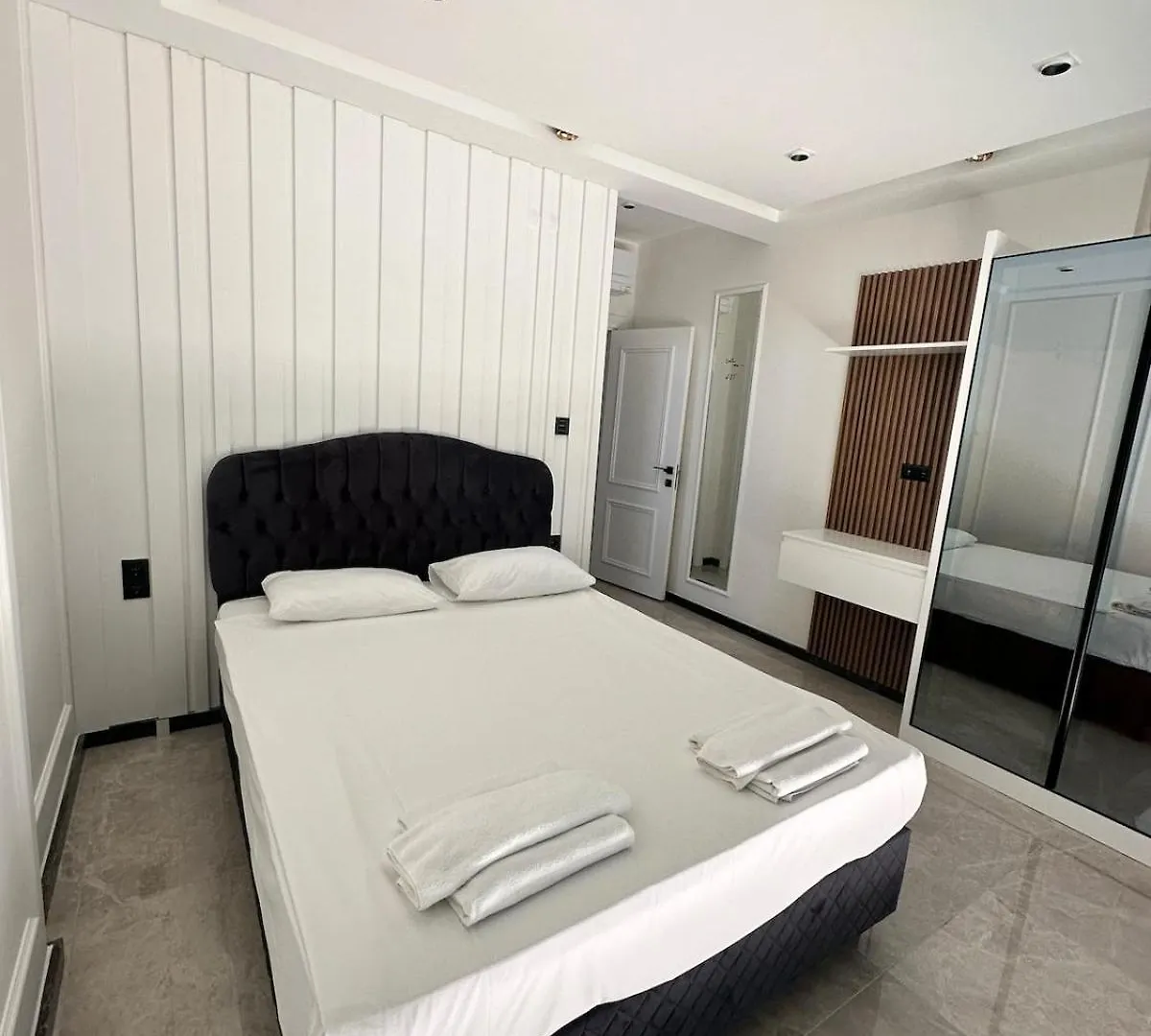 Nefiss Villa With Private Pool Kusadasi